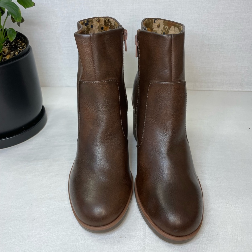 Korks Brown Ankle Boots - Picture 11 of 13